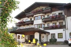 Sport und Familienhotel Klausen, Кирхберг