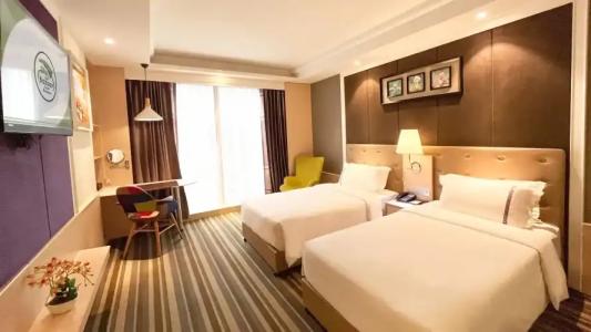 The Bazaar Bangkok - 4