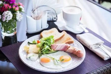 Fiesta Borispol Airport - 14