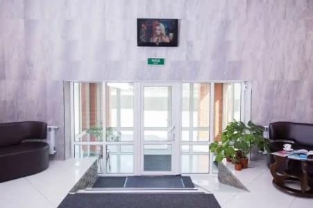 Fiesta Borispol Airport - 20