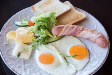 Fiesta Borispol Airport - 11