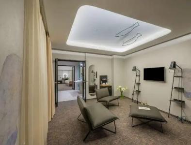 Artagonist Art - 125