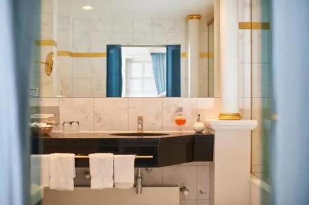 Romantik Goldener Karpfen - 81