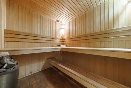 Коттедж с бассейном Huse - 15