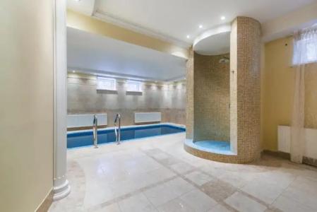 Коттедж с бассейном Huse - 14