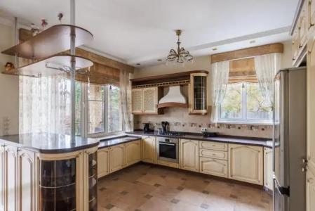 Коттедж с бассейном Huse - 20