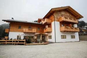 Отель «Garnì & Wellness Anderle», Левико-Терме