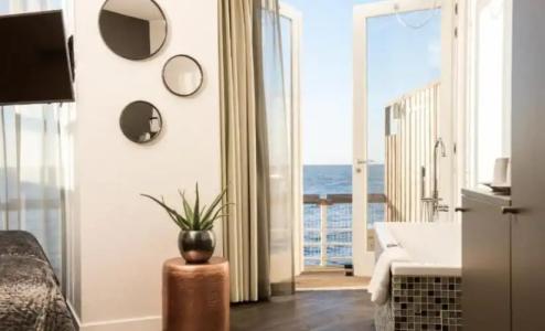 De Pier Suites - 40
