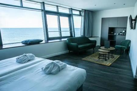 De Pier Suites - 30
