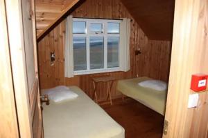 Ósar Hostel, Блёндюоус