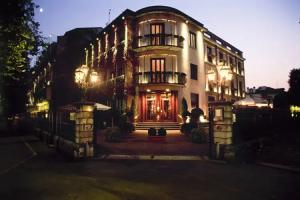 Hotel «de la Ville - Small Luxury Hotels of the World», Монца