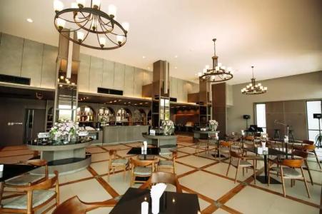 The Cavalli Casa Resort - 35