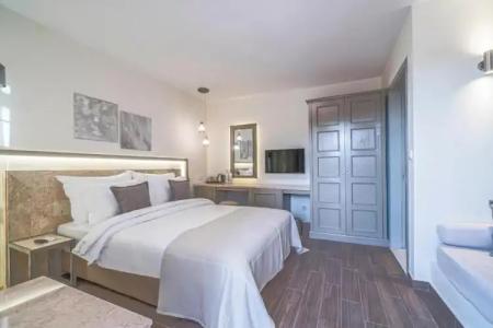 Elementa Boutique - 87