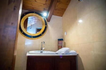 Maritsas & Suites - 69