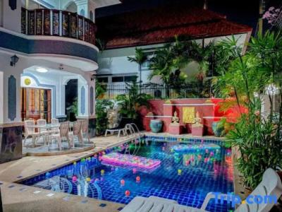 Madee Villa - Pattaya Holiday House Walking Street 6 Bedrooms - 2