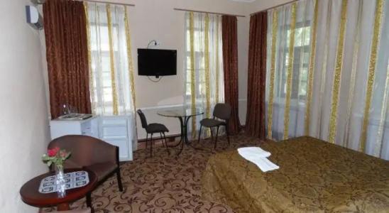 На Адмирала Макарова - 4