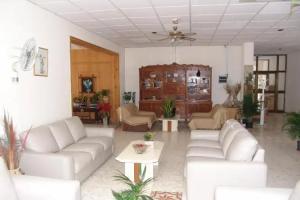 Mariela Hotel, Полис-Хрисохус