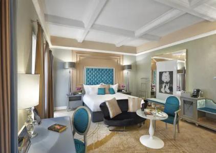 Aria Budapest by Library Collection - 43