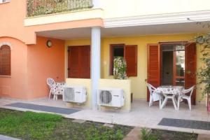 Sardaumpa b&b, Куарту-Санта-Элена