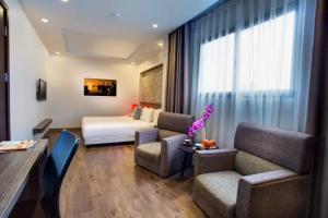 My Linh Hotel, Ханой