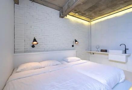 Oyo 704 Siam Plug In Hostel - 79