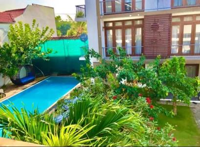 Cloud 9 Boutique - 5