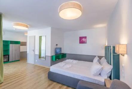 Boulevard Boutique - 2