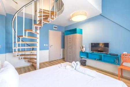 Boulevard Boutique - 25