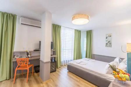 Boulevard Boutique - 6