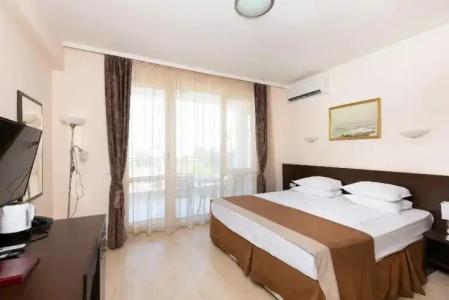 Rome Palace Deluxe - All Inclusive - 108