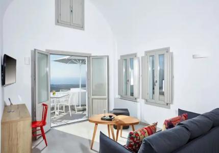 Aperanto Suites - 69