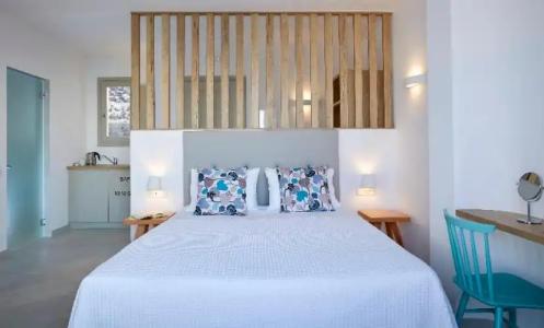 Aperanto Suites - 33