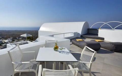 Aperanto Suites - 12