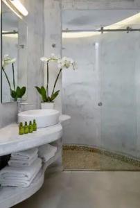 Aperanto Suites - 52