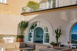 Мини-отель «La Dolce Vita a Tropea», Тропея