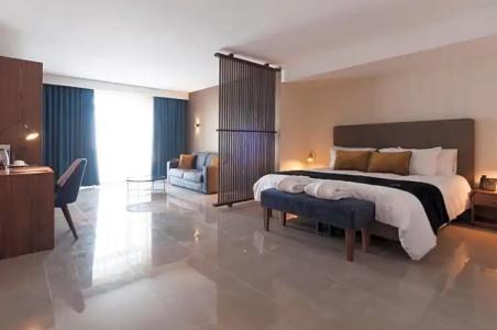 The Duke Boutique - 66