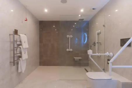 The Duke Boutique - 41