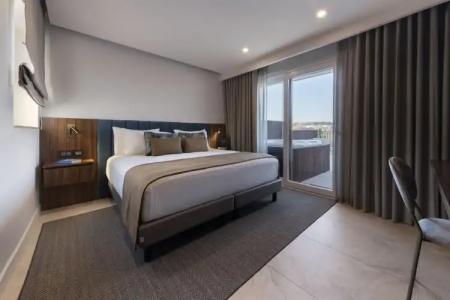 The Duke Boutique - 55