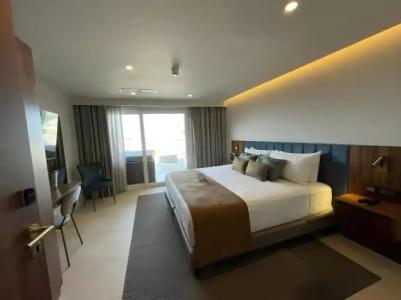 The Duke Boutique - 46