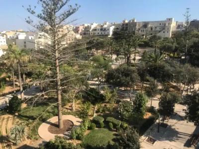 The Duke Boutique - 162