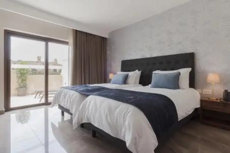 The Duke Boutique - 30