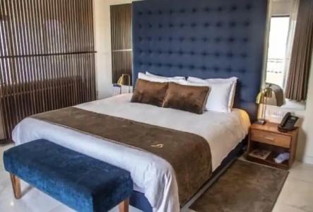 The Duke Boutique - 172