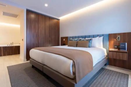 The Duke Boutique - 6