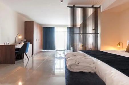 The Duke Boutique - 65