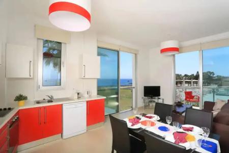 Coralli Beachfront Resort - 3