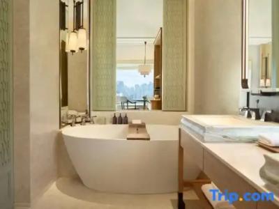 Dusit Thani Bangkok - 81