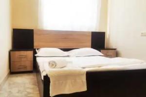 Friendship Domino Hostel & Tours, Ереван