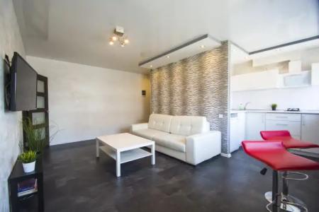 Aparton Коласа, 8 - 1