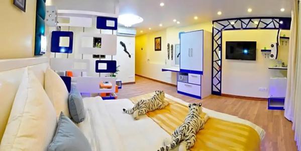 Royal Penguin Boutique & Spa - 113