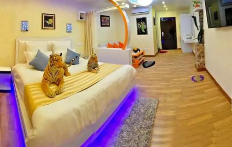 Royal Penguin Boutique & Spa - 60